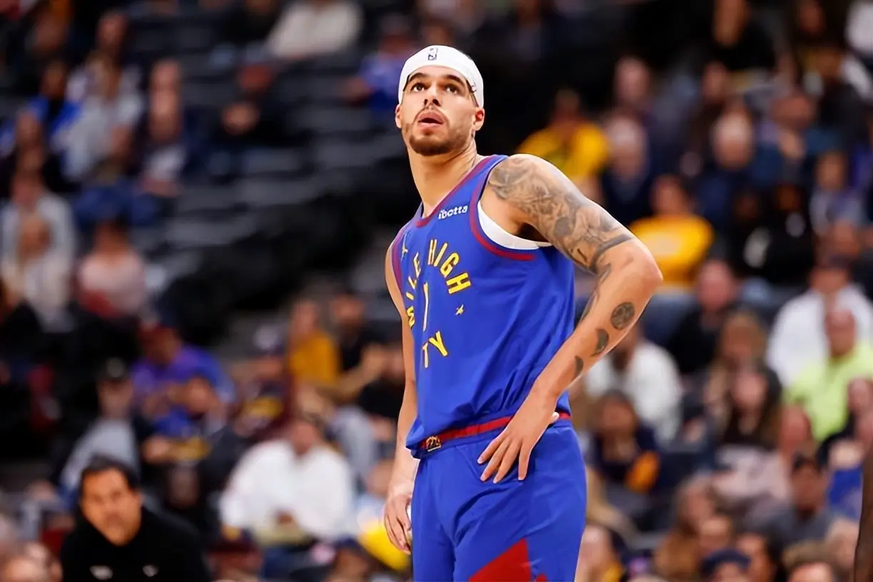 场均数据为, 在加盟篮网