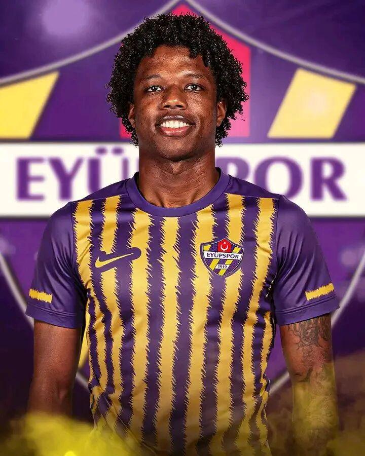 任何热情, ue, 英媒拍摄到